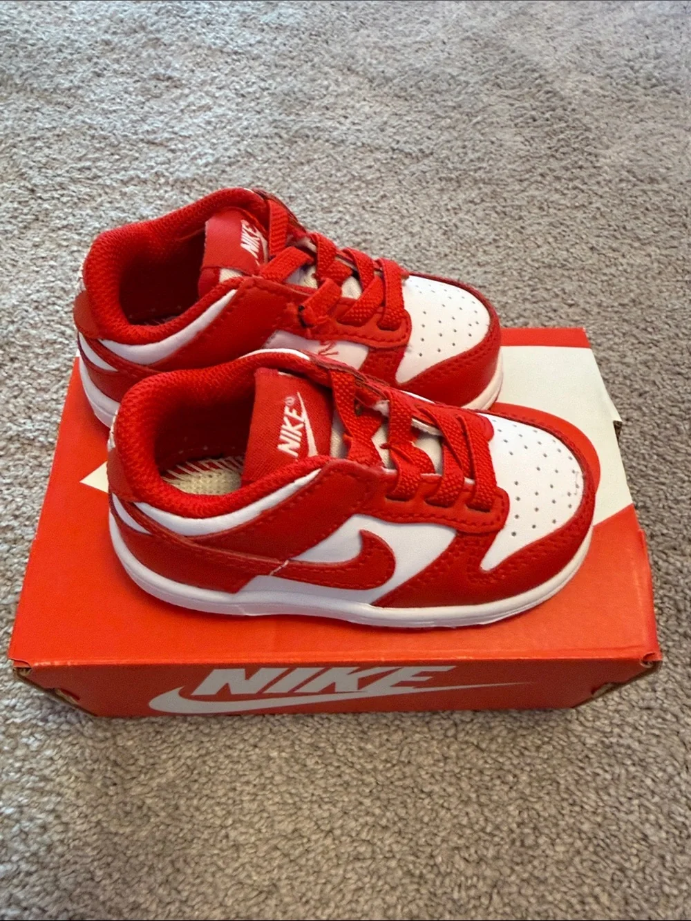 Nike Kids' Red and White dunk Low-Top Sneakers size 4 baby.